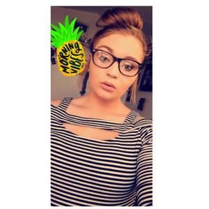 Meet your Posher, Savannah